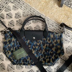 Longchamp Modele Depose Neo Le Pliage Medium Bag With Strap Sling